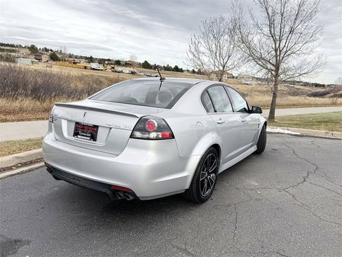 Used 2009 Pontiac G8 GT w/ Premium Package image 6
