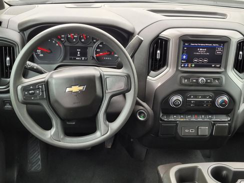 Used 2022 Chevrolet Silverado 1500 Custom image 17