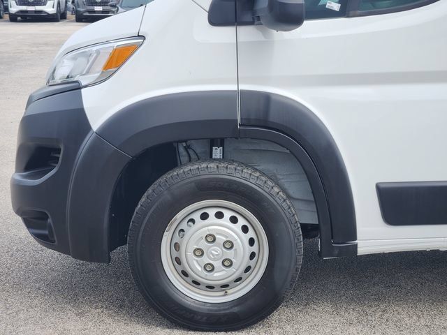 Used 2025 RAM ProMaster 2500 w/ Convenience Group FWD image 8
