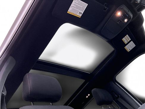 Used 2022 Ford F150 XLT w/ Equipment Group 302A High image 23