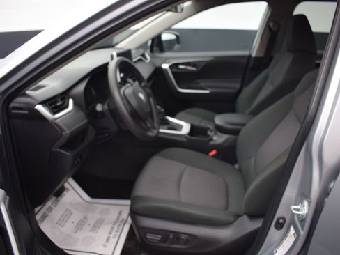 Used 2024 Toyota RAV4 XLE AWD/4WD image 13