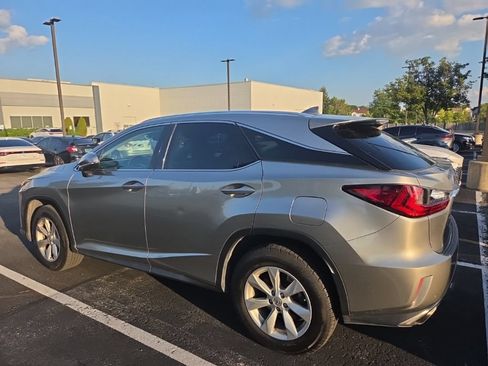 Used 2017 Lexus RX 350 AWD image 3