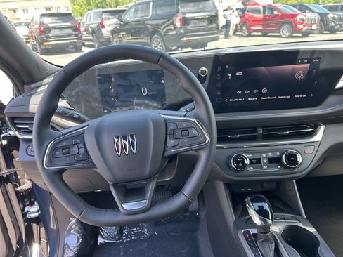 New 2026 Buick Envista Preferred w/ Convenience I Package FWD image 25