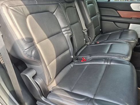 Used 2020 Lincoln Navigator Reserve w/ Equipment Group 208A Reserve AWD/4WD image 30