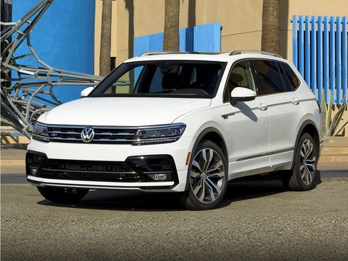 Used 2021 Volkswagen Tiguan SE R-Line AWD/4WD image 1