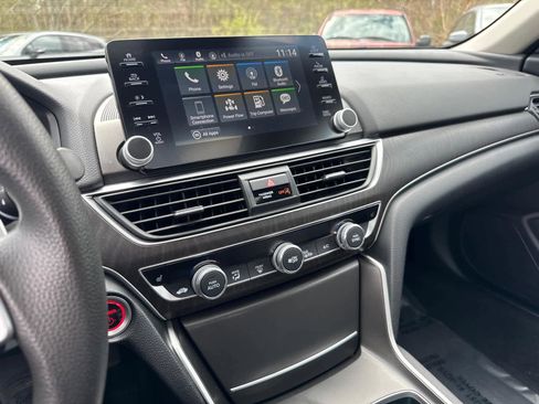 Used 2019 Honda Accord EX image 24