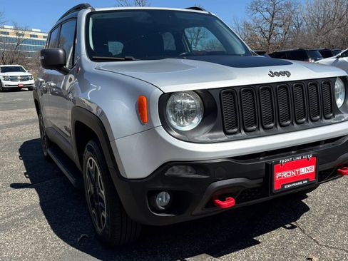 Used 2016 Jeep Renegade Trailhawk AWD/4WD image 13
