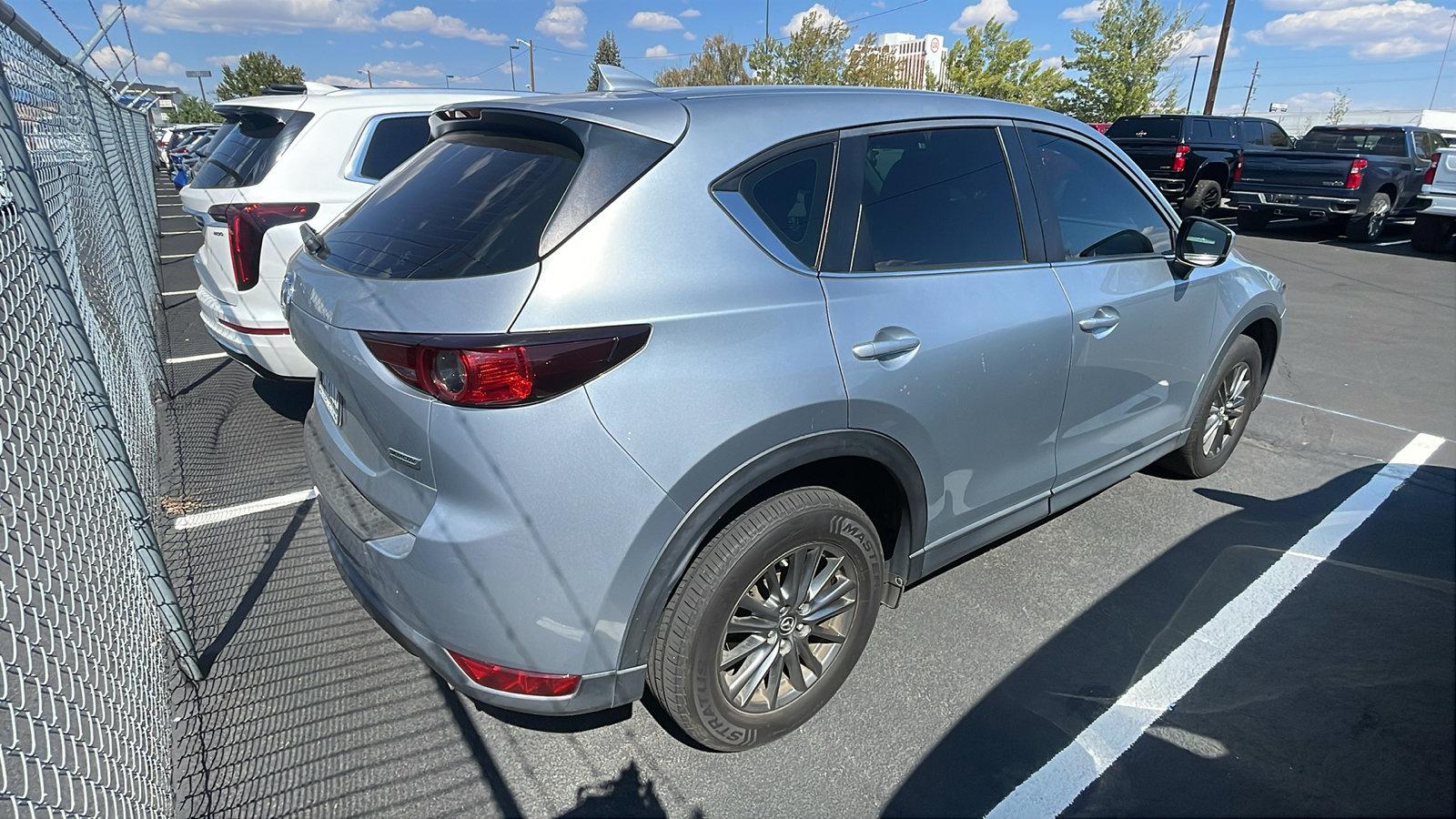 Used 2018 MAZDA CX-5 Sport w/ I-ACTIVSENSE Package AWD/4WD image 3