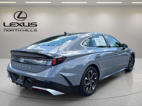 Used 2024 Hyundai Sonata SEL FWD image 6