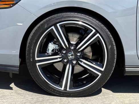 Certified 2025 Honda Accord Sport image 33