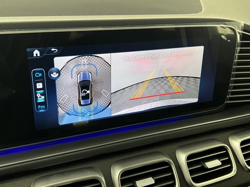 Used 2025 Mercedes-Benz GLE 580 4MATIC image 31