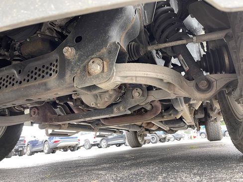Used 2019 RAM 1500 Big Horn AWD/4WD image 12