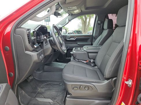 Certified 2023 Chevrolet Silverado 1500 LT w/ Z71 Off-Road Package image 9