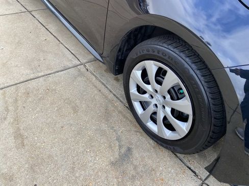 Used 2024 Toyota Corolla LE image 31