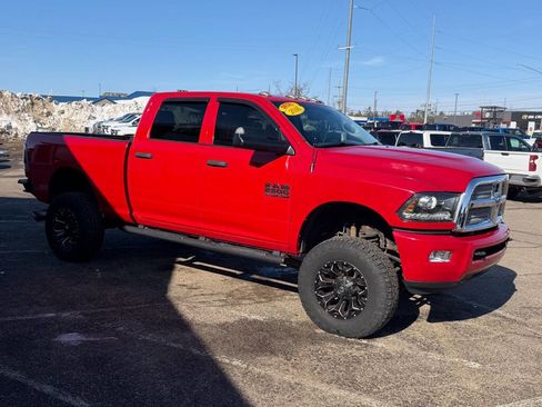 Used 2016 RAM 2500 Tradesman w/ Chrome Appearance Group AWD/4WD image 7