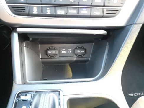 Used 2017 Hyundai Sonata Limited w/ Ultimate Package 02 image 20