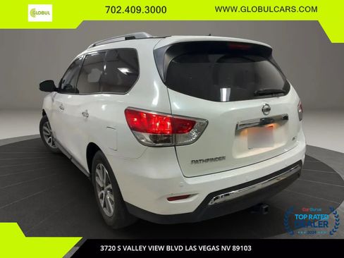 Used 2015 Nissan Pathfinder SV image 1