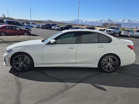 Used 2022 BMW 330i xDrive Sedan w/ M Sport Package image 7