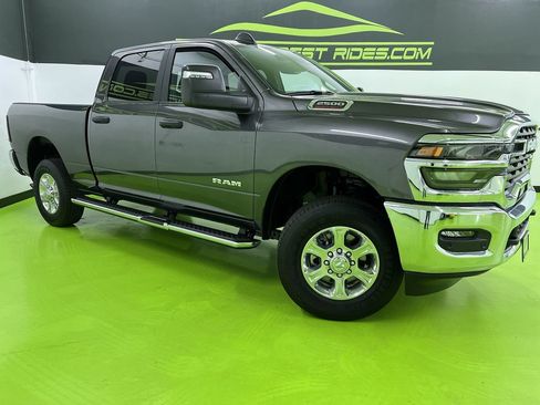 Used 2025 RAM 2500 Big Horn AWD/4WD image 1