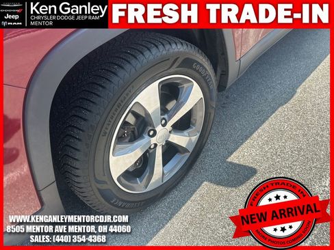 Used 2020 Jeep Cherokee Limited AWD/4WD image 5