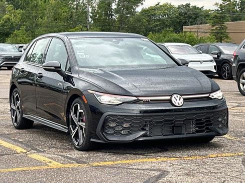 New 2025 Volkswagen GTI SE image 7