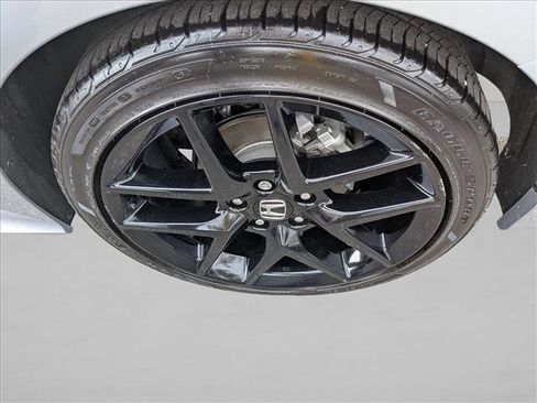 Certified 2025 Honda Civic Sport image 21