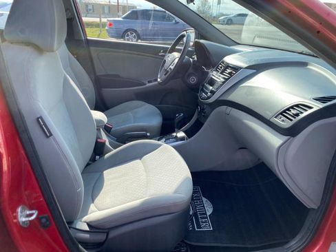 Used 2014 Hyundai Accent SE image 6