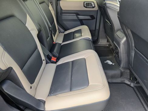 Used 2024 Ford Bronco Wildtrak AWD/4WD image 30