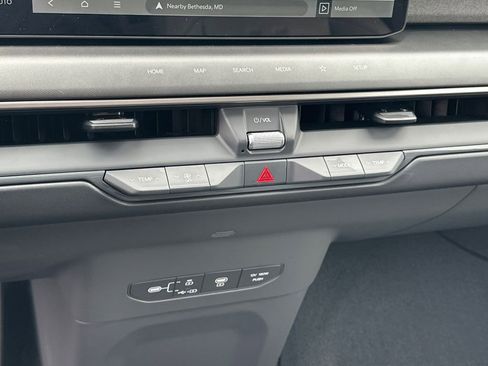 New 2026 Kia EV9 Wind image 28