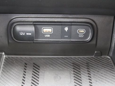 Certified 2023 Kia Sportage EX image 37