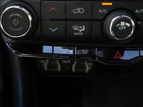 Used 2024 Dodge Durango R/T RWD image 61