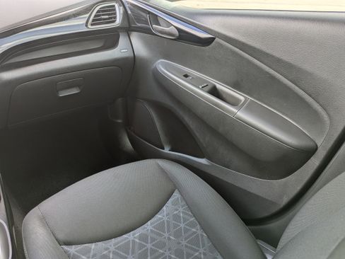 Used 2021 Chevrolet Spark LT image 20