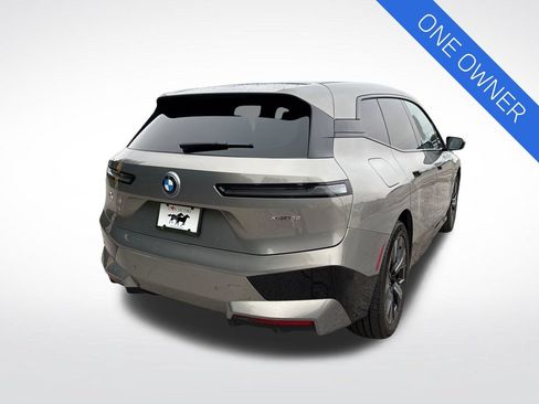 Used 2024 BMW iX xDrive50 w/ Premium Package AWD/4WD image 4