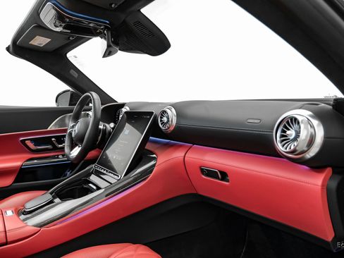 Used 2024 Mercedes-Benz SL 63 AMG S e Performance 4MATIC image 61
