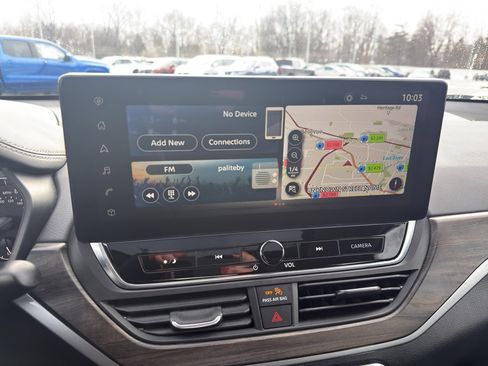 Certified 2024 Nissan Altima 2.5 SV w/ SV Premium Package image 18