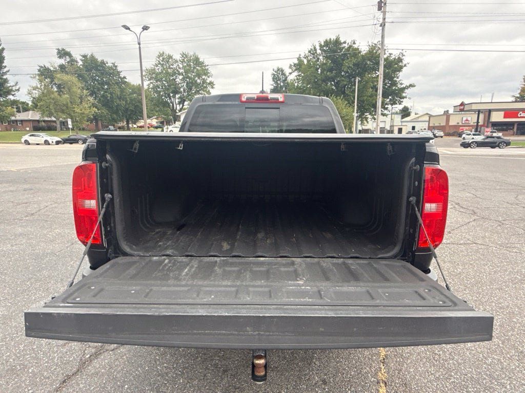 Used 2020 Chevrolet Colorado LT w/ LT Convenience Package AWD/4WD image 8