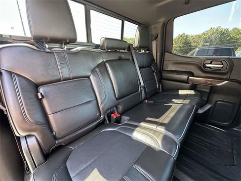 Used 2019 Chevrolet Silverado 1500 High Country image 30