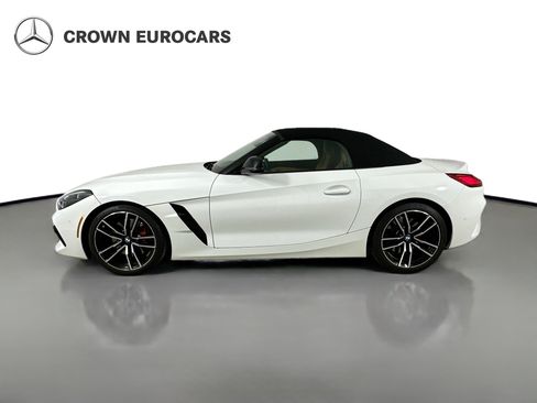Used 2024 BMW Z4 M40i w/ Premium Package RWD image 5
