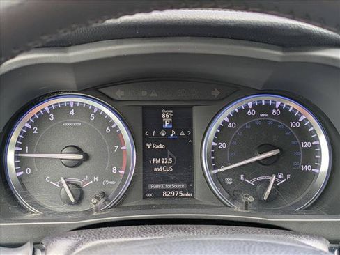 Used 2015 Toyota Highlander XLE FWD image 11