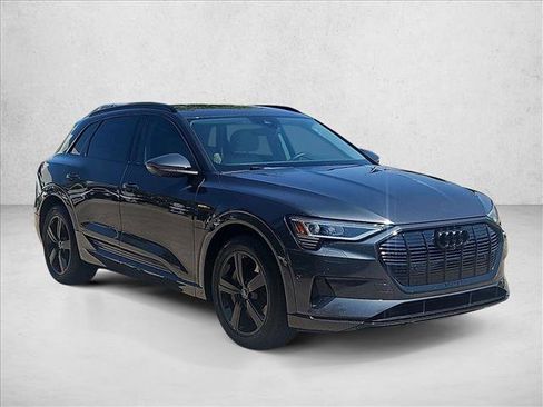 Used 2019 Audi e-tron Premium Plus AWD/4WD image 3
