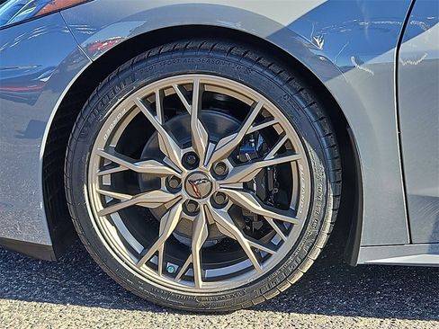 Used 2025 Chevrolet Corvette Stingray Preferred Conv w/ 2LT image 25