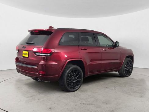 Used 2022 Jeep Grand Cherokee Laredo X AWD/4WD image 5