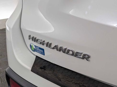 Used 2018 Toyota Highlander XLE image 13