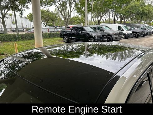 Used 2026 BMW X2 xDrive28i AWD/4WD image 16