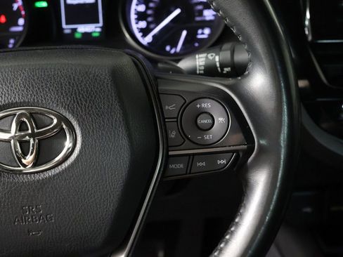 Used 2023 Toyota Camry SE w/ Convenience Package FWD image 36