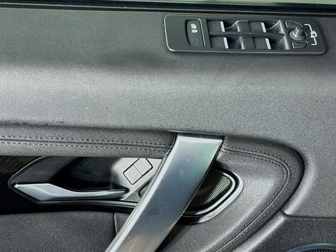 Used 2020 Land Rover Discovery Sport S image 23