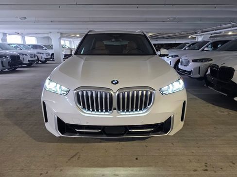New 2026 BMW X5 sDrive40i w/ Climate Comfort Package RWD image 2