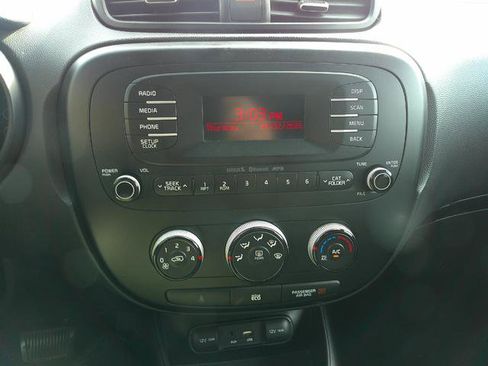 Used 2015 Kia Soul image 10