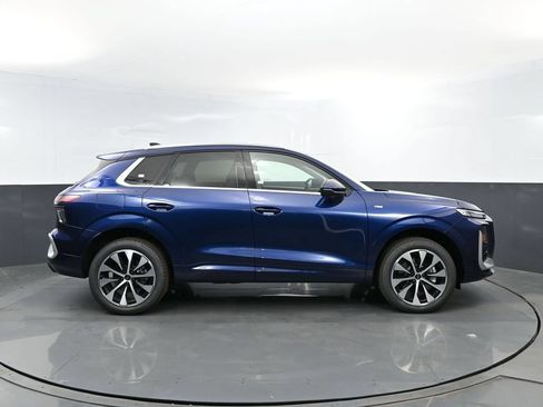 New 2026 Audi Q3 quattro 2.0T AWD/4WD image 4