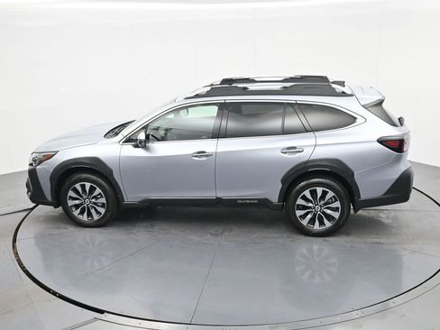 Used 2024 Subaru Outback Touring XT AWD/4WD image 24